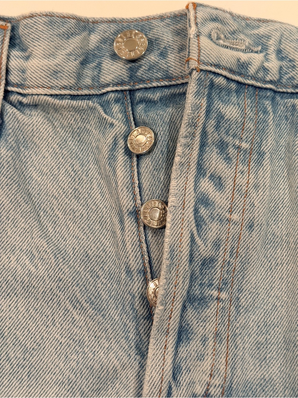 AGOLDE | Denim Shorts - Picture 6 of 7